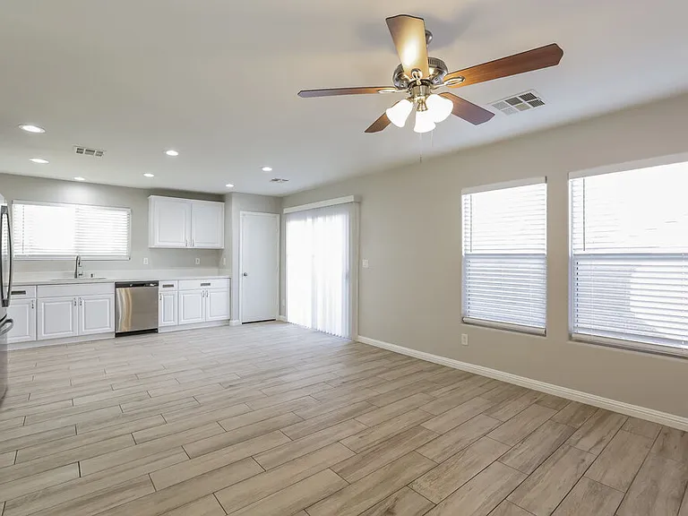 6218 Lone Cypress Ct — Photo 5