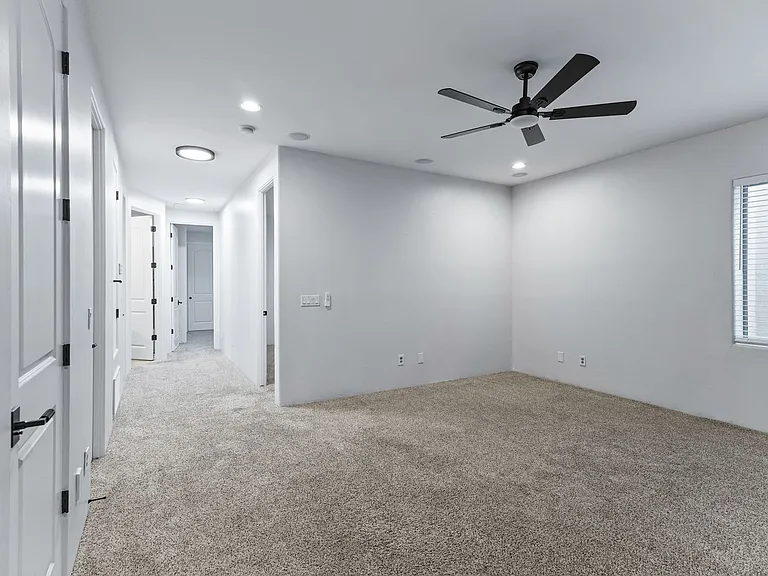 21439 E Maya Rd — Photo 32