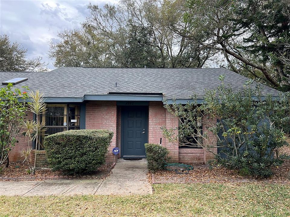 1st image of 2920 Duchess Oak Ct