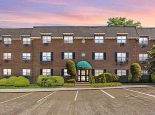 400 Maryland Avenue #1D, Staten Island, NY 10305