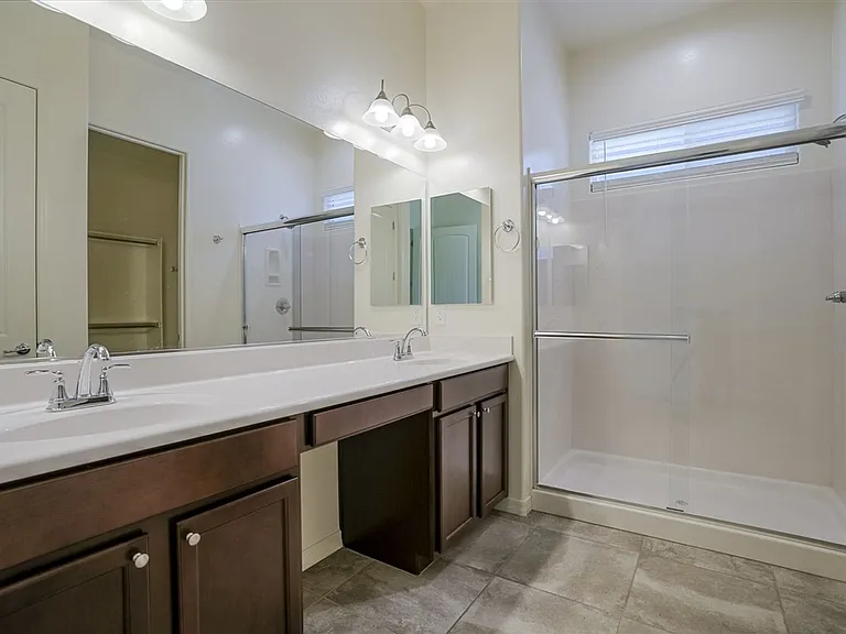 6832 Gables Trl — Photo 13
