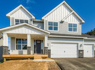 7275 Agate Trl, Inver Grove Heights, MN 55077