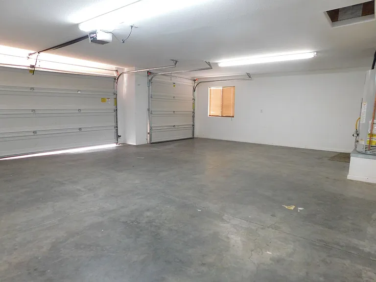 2929 Joan Way — Photo 22