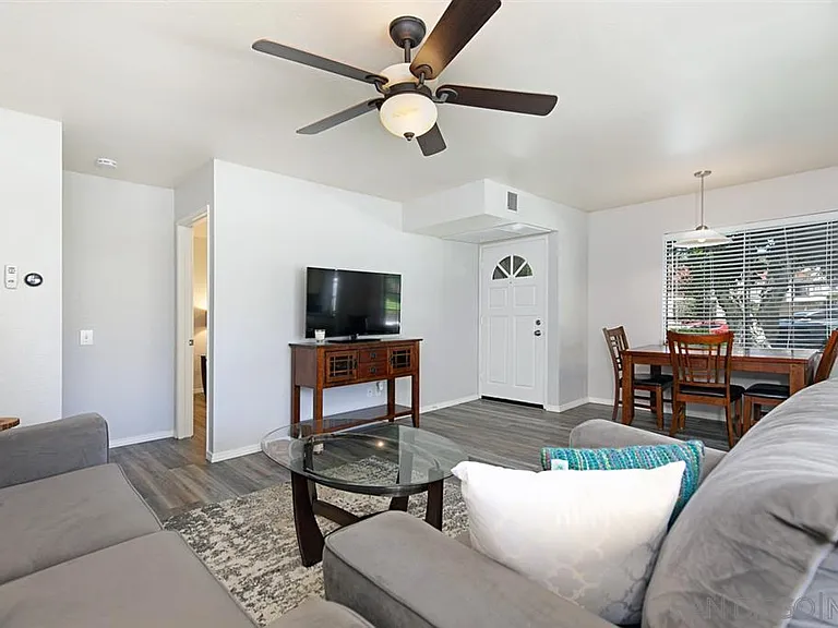 13155 Wimberly Sq #277 — Photo 2