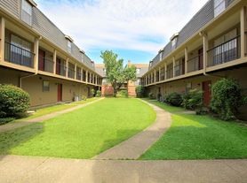 Stonebridge Manor