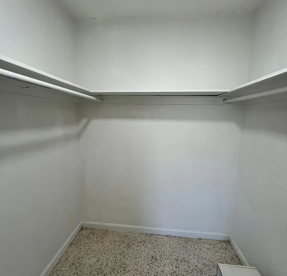 1 bed, 750 sqft, $1,500 — Photo 4