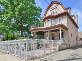 1128 E 38th St, Brooklyn, NY 11210