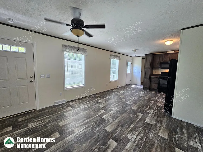 6120 Rock Cut Rd #8 — Photo 3