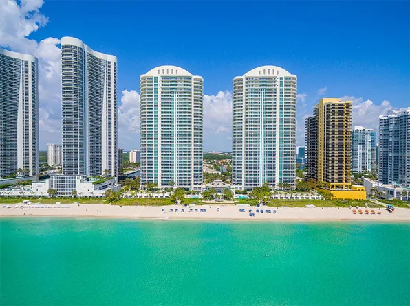 16047 Collins Ave, North Miami Beach, FL 33160