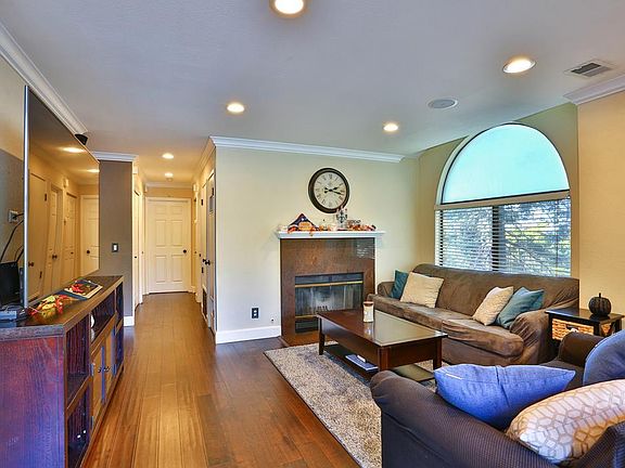 5th image of 16995 Sorrel Way