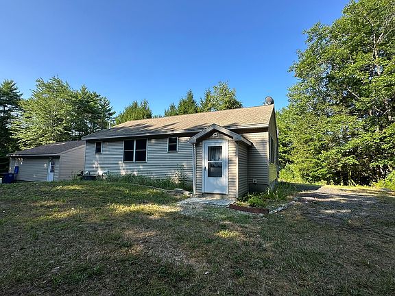 3rd image of 43 Adams Way