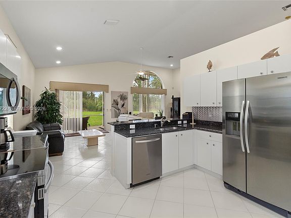 2nd image of 10776 Grande Palladium Way
