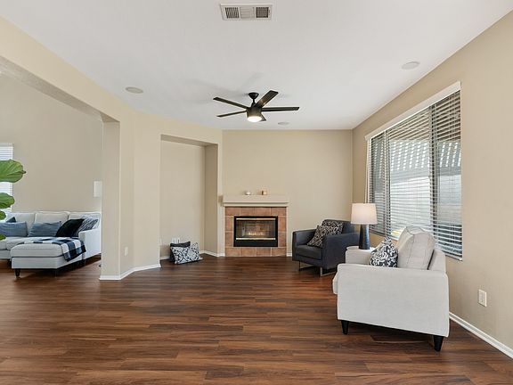 5th image of 27561 Stanford Dr