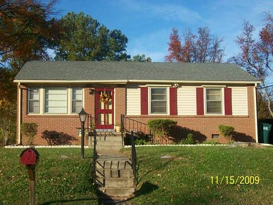 1st image of 614 Stukeley Ln