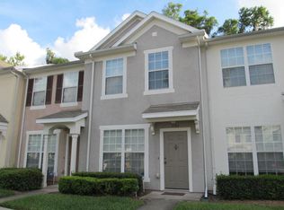 3584 Twisted Tree Ln, Jacksonville, FL 32216