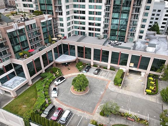 2nd image of 177 107th Ave NE APT 1901