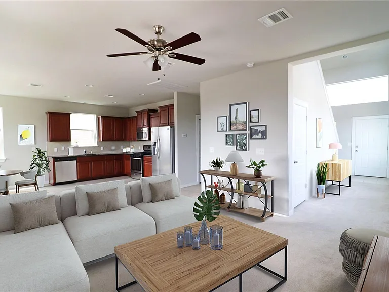 5301 Ingersoll Ln — Photo 4
