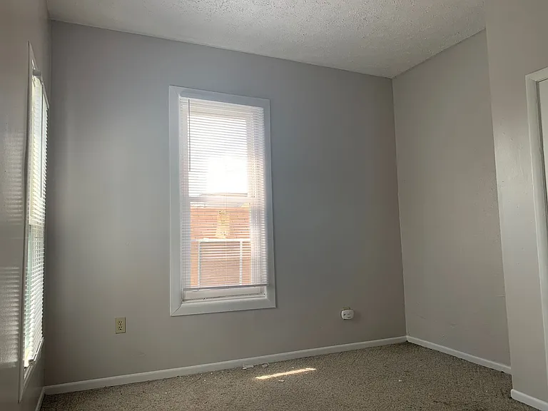 454 Pine St — Photo 7