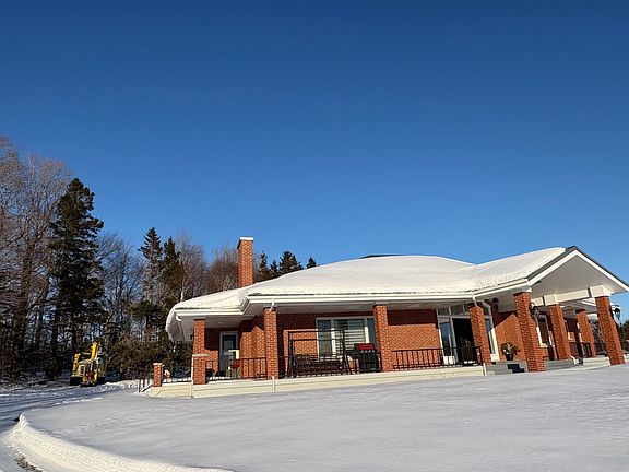 2nd image of 600 Malpeque Rd