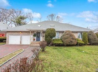 135 E Lawn Dr, Teaneck, NJ 07666