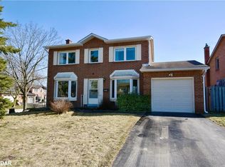 46 Pepler Pl, Barrie, ON L4N5G9