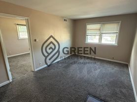 793 - 797 N 5th Ave