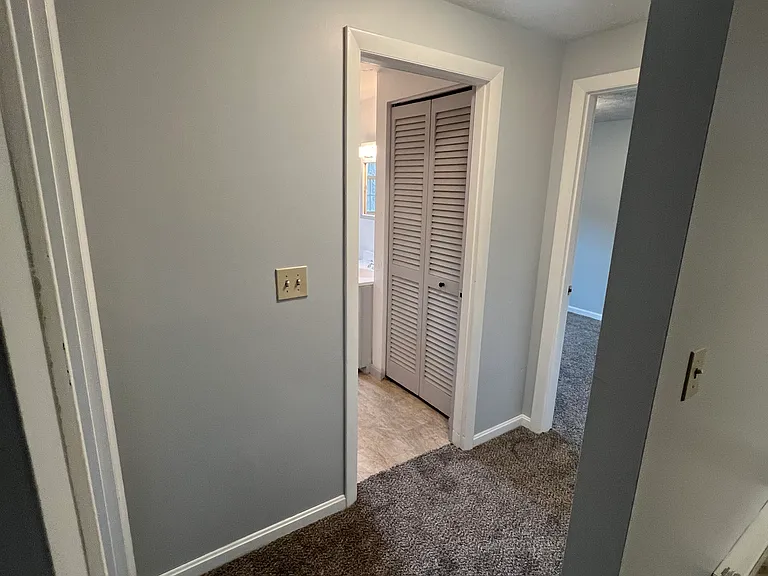 25 Ernest Ave #8 — Photo 4