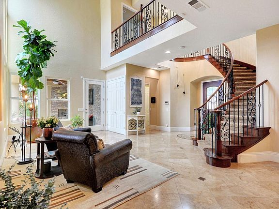 3rd image of 7316 Heritage Harbor Dr