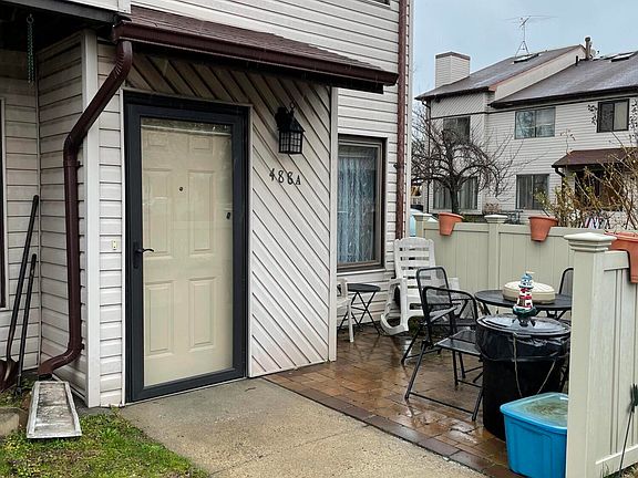 2nd image of 488 Lisk Ave #A