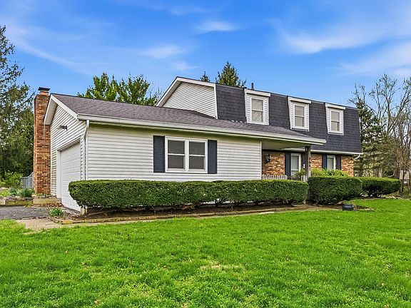 3rd image of 8641 Easton Dr NW