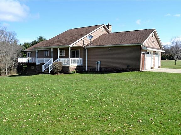3rd image of 136 Lee Ln
