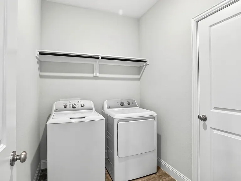 916 Lido Ln — Photo 23