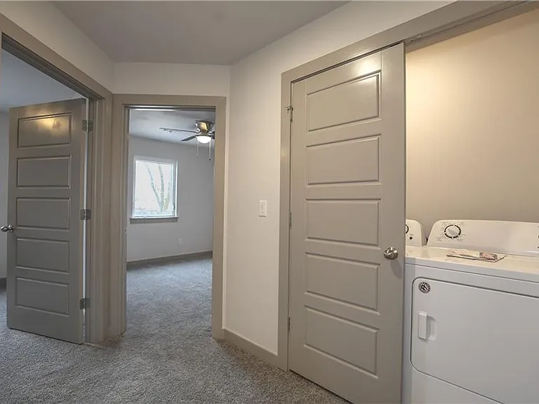 3428 Vel Mews — Photo 16