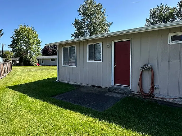 10610 58th Avenue Ct SW — Photo 1