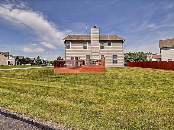 3rd image of 9471 Treyburn Lakes Dr