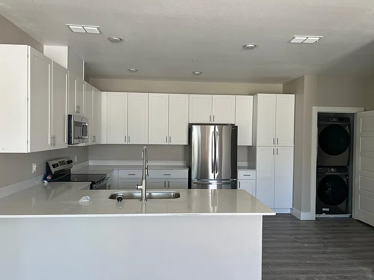 405 Richlands Way #202 — Photo 10