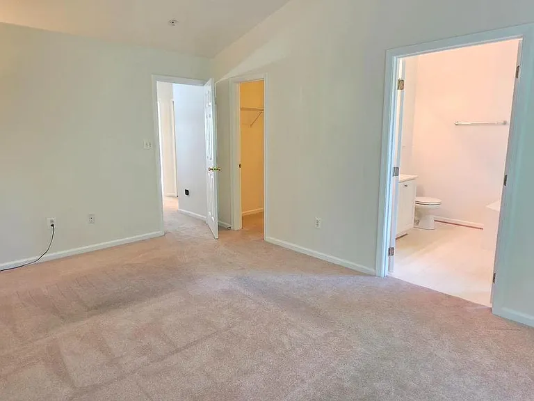 12723 Sullivan Ct — Photo 12