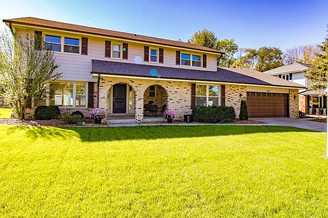 1st image of 8231 Arrowhead Ln