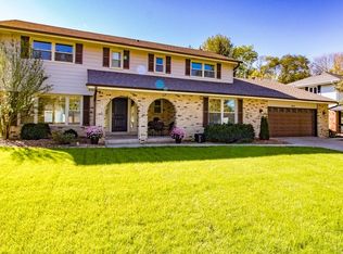 8231 Arrowhead Ln, Orland Park, IL