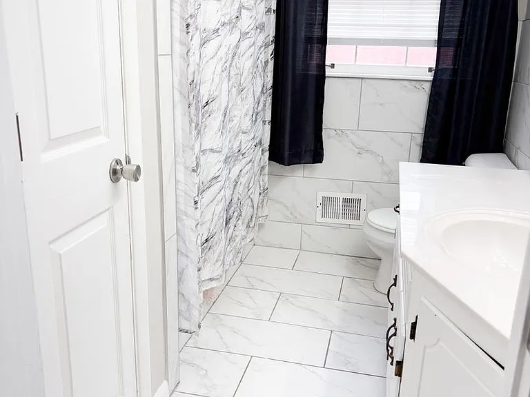 302 Robin Hood Dr — Photo 7