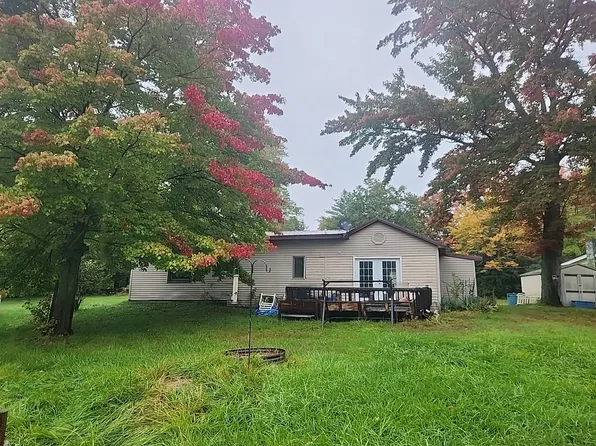 510 W Jessie Rd, Sanford, MI 48657