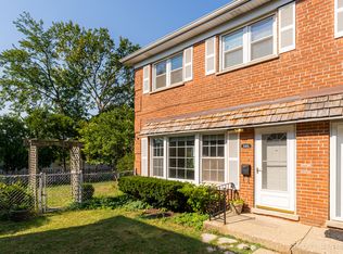 646 N Northwest Hwy APT A, Park Ridge, IL 60068