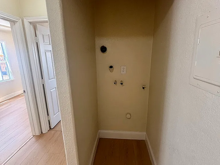 5158 Denker Ave — Photo 7