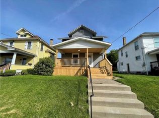 1049 Adams St, New Castle, PA 16101