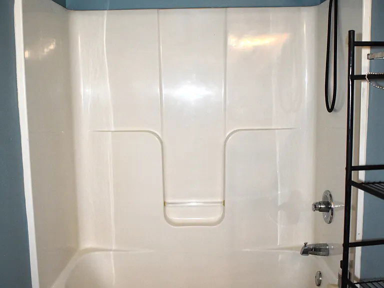 15445 Tyler Mill Dr — Photo 13