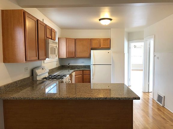 5th image of 5200 N Ludlam Ave
