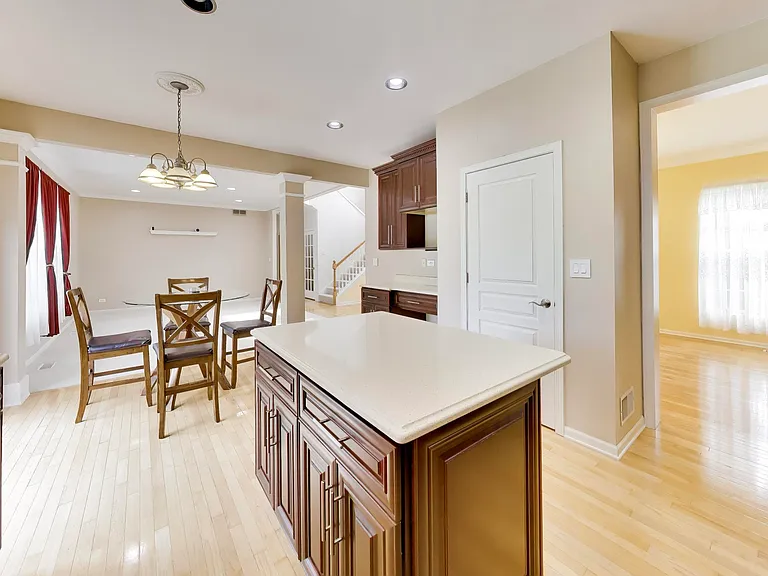 501 Tuscany Dr — Photo 12