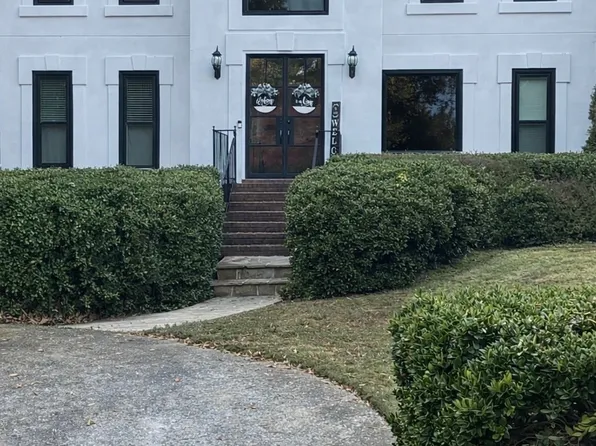 232 Eton Ct SE, Mableton, GA 30126