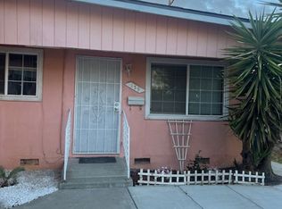 137-139 N Santa Rita St, Los Banos, CA 93635
