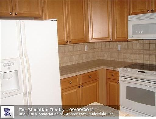 1st image of 3433 Merrick Ln #608